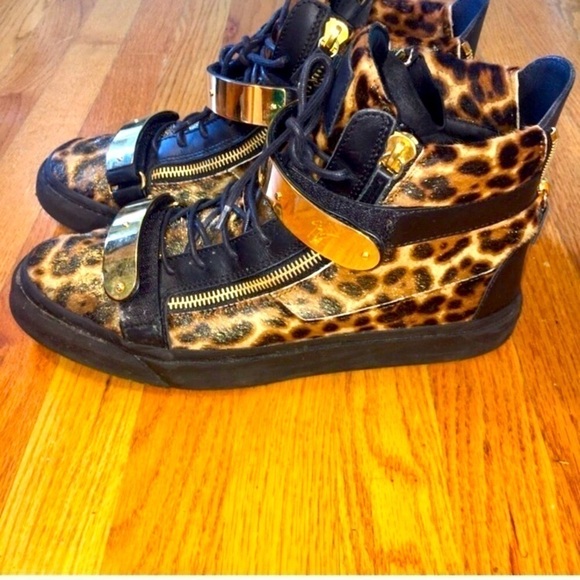 Giuseppe Zanotti Calf Hair High-Top Leopard Shoe - Picture 1 of 10